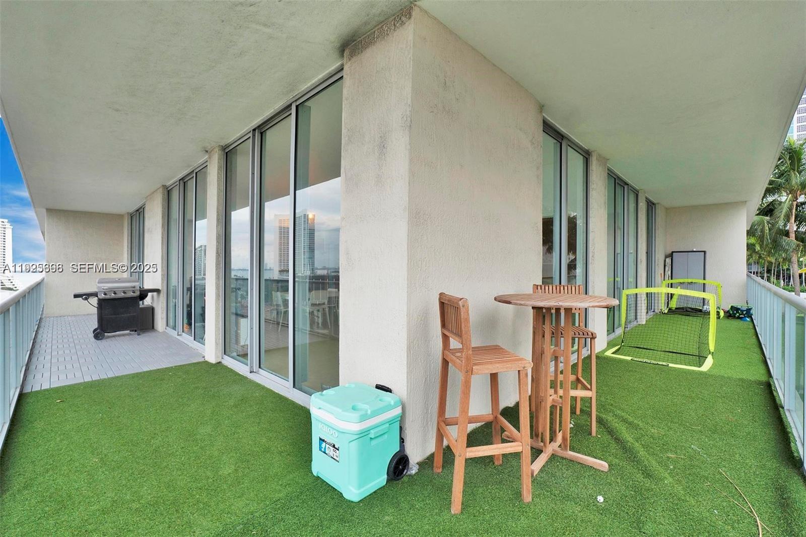 3470 E Coast Ave #H0904 Miami, FL 33137