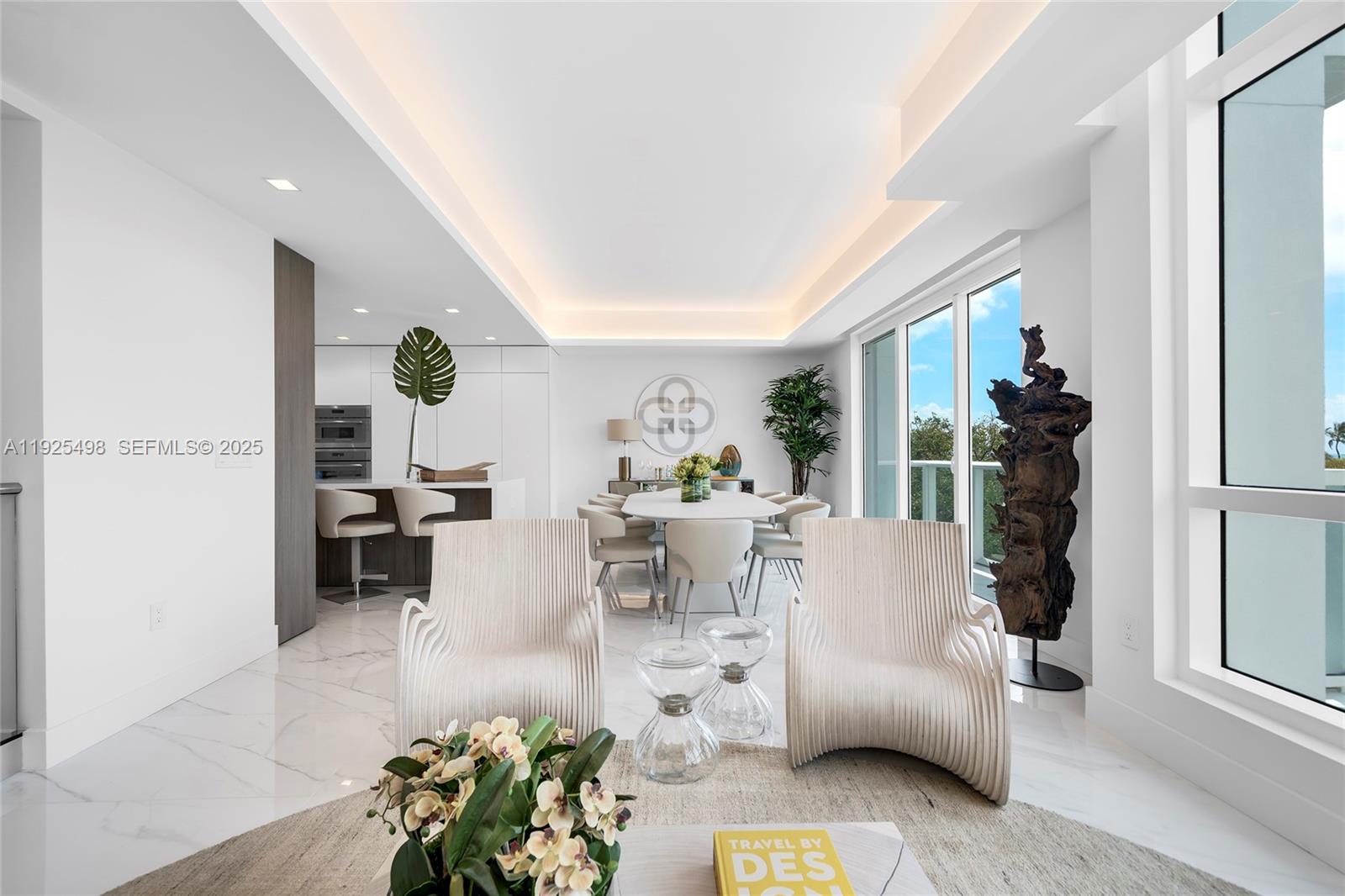 100 S Pointe Dr #TH-13 Miami Beach, FL 33139