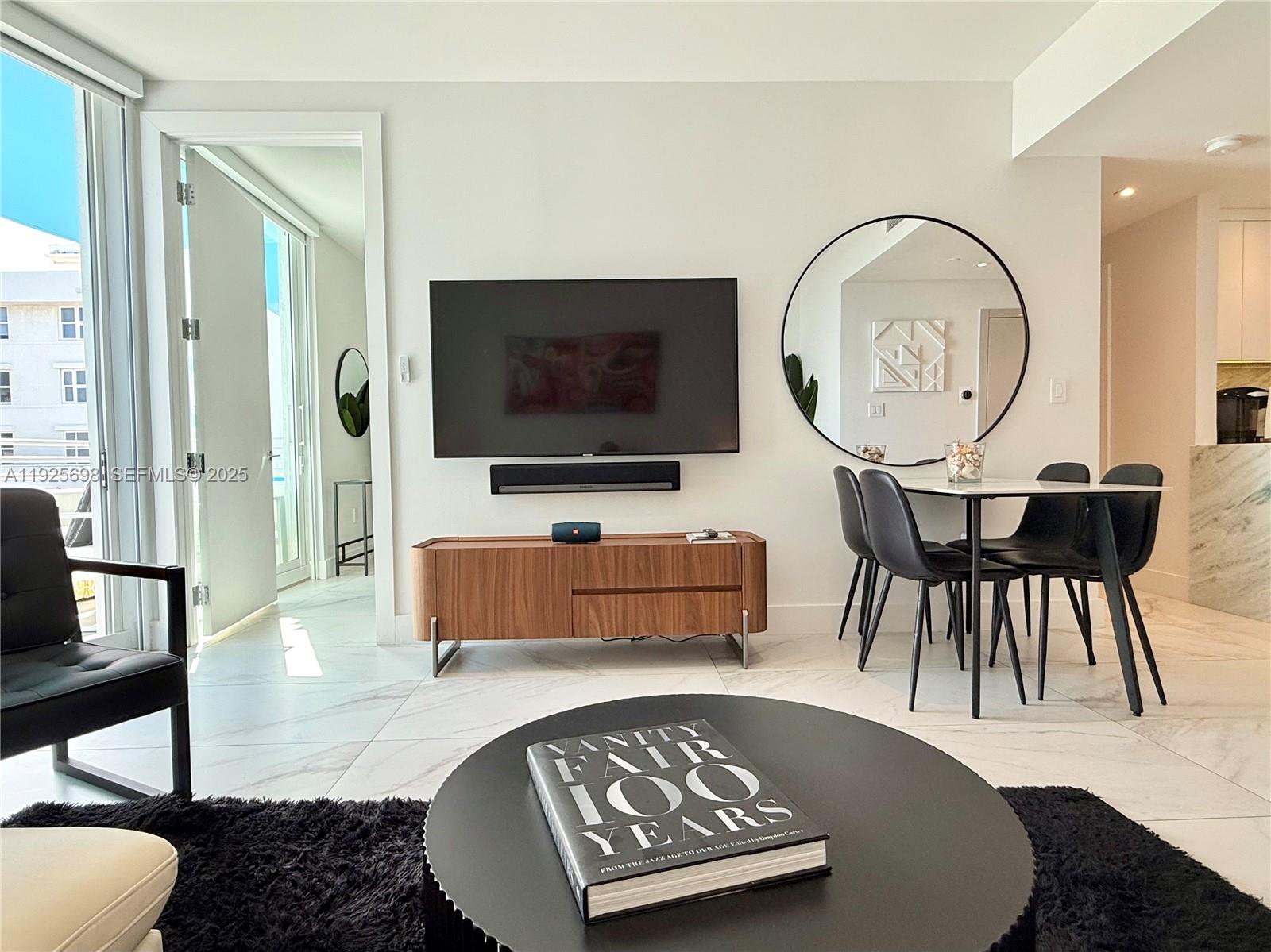 225 Collins Ave #6J Miami Beach, FL 33139