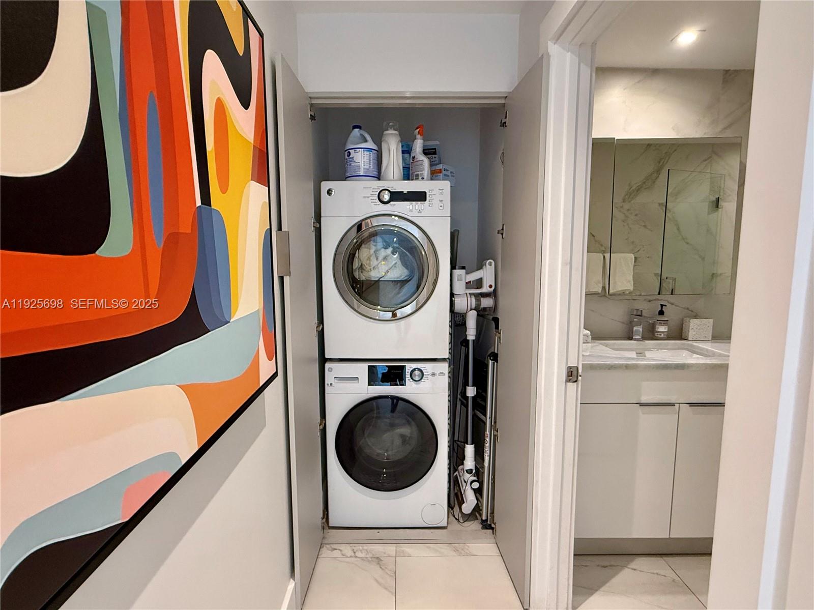 225 Collins Ave #6J Miami Beach, FL 33139