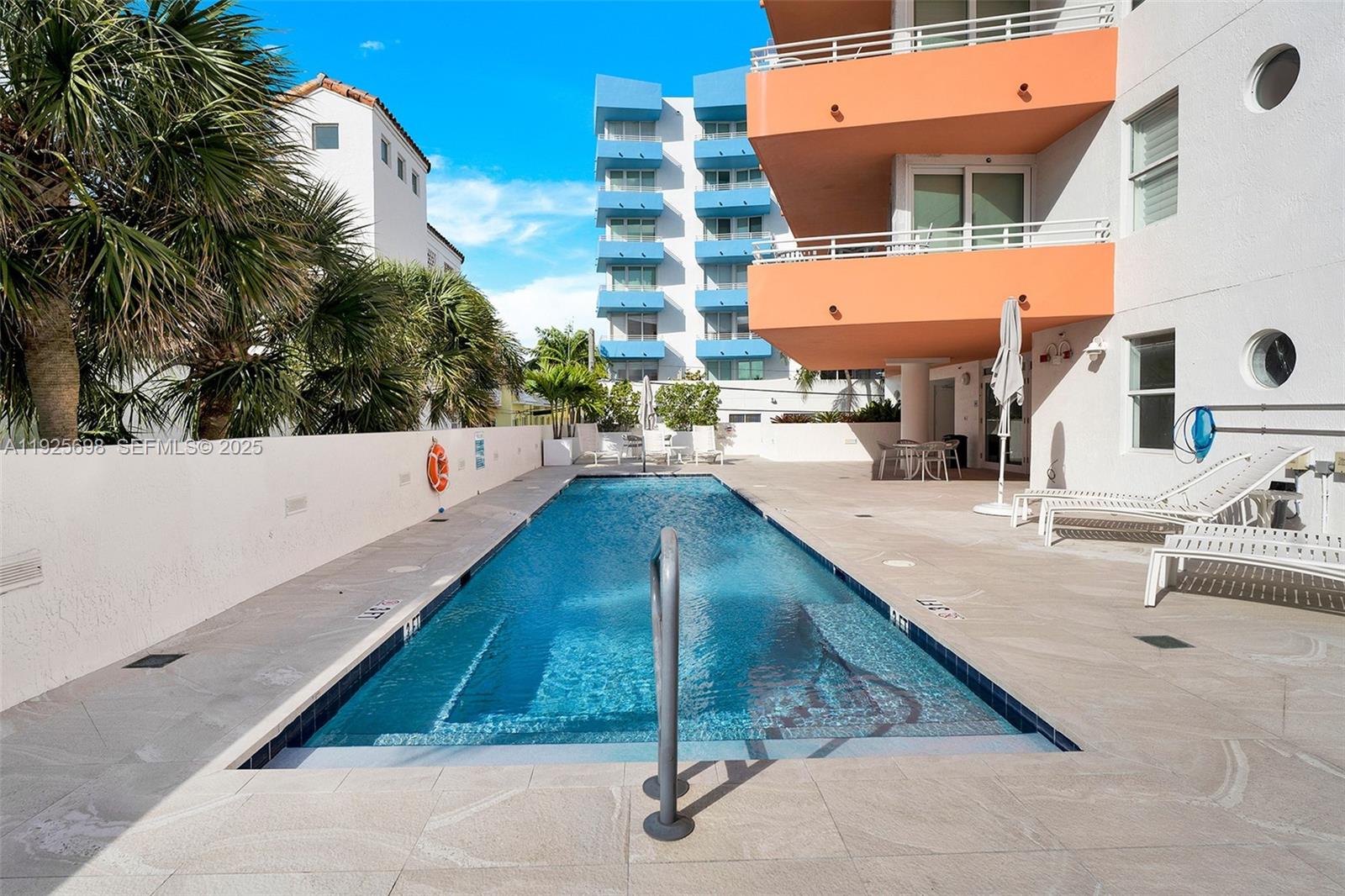 225 Collins Ave #6J Miami Beach, FL 33139