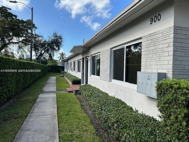 900 SW 5th Ave #4 Miami, FL 33130