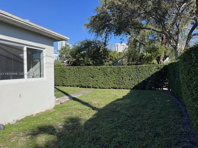 900 SW 5th Ave #4 Miami, FL 33130