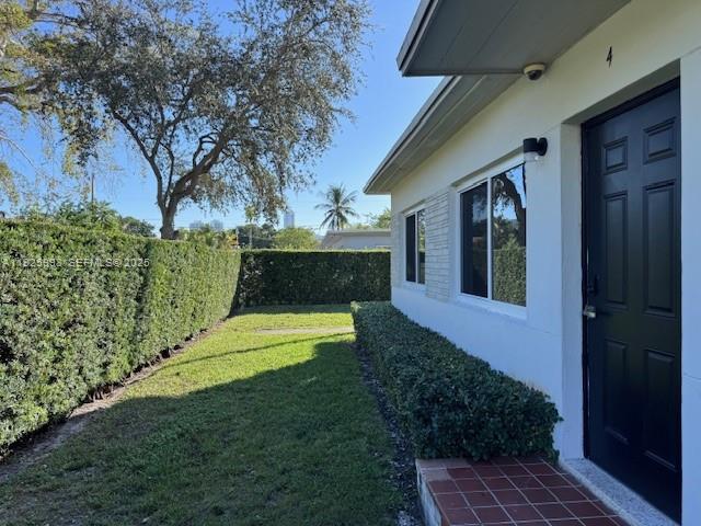 900 SW 5th Ave #4 Miami, FL 33130