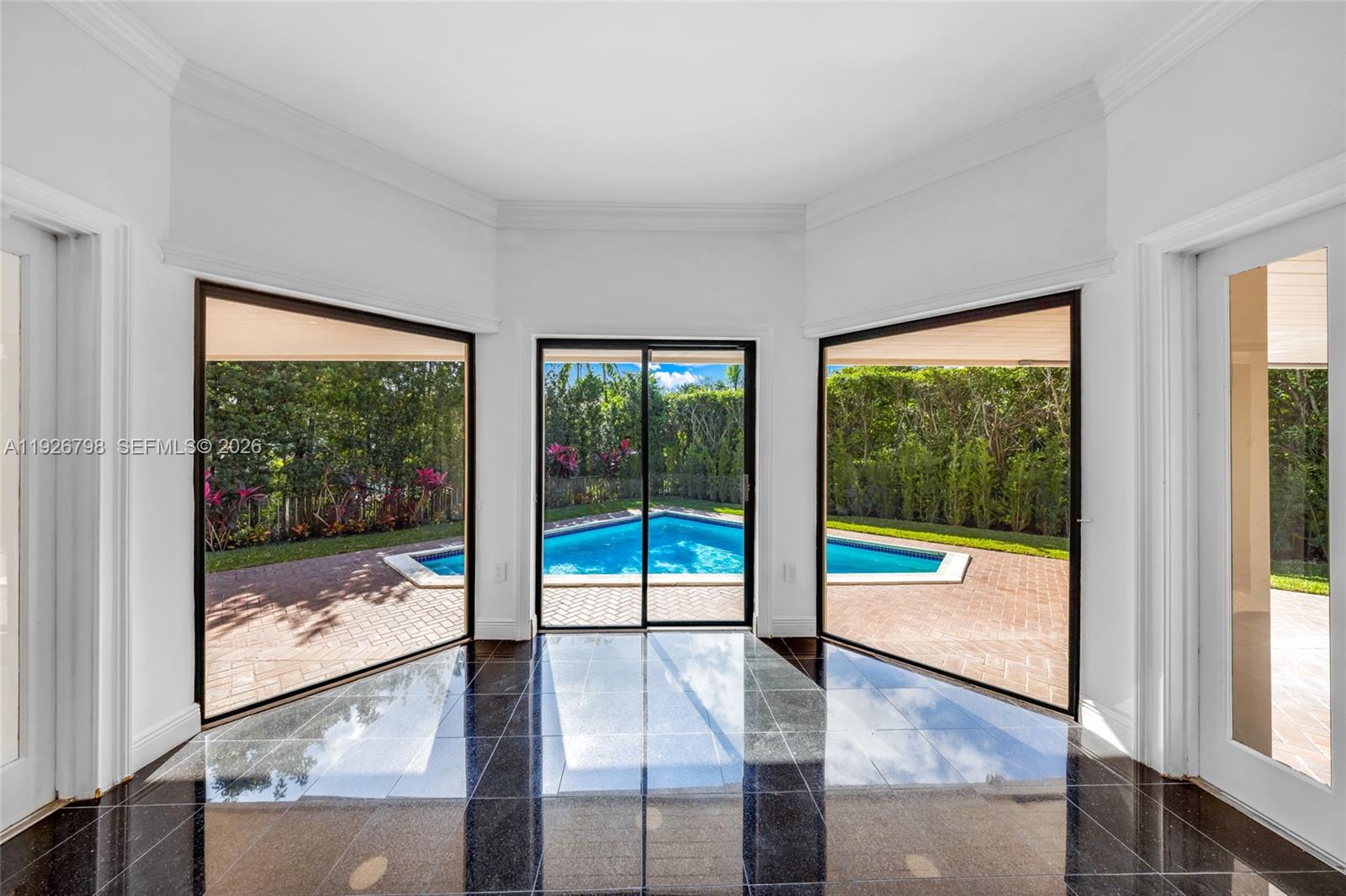 301 Isla Dorada Blvd Coral Gables, FL 33143