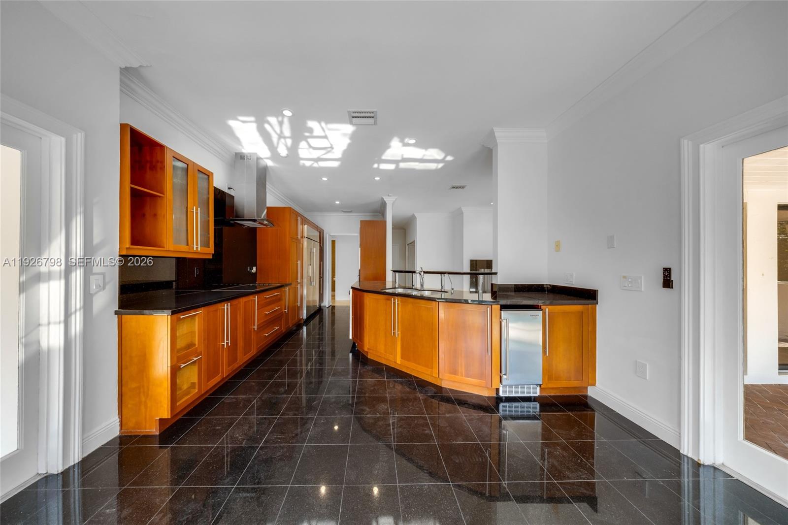 301 Isla Dorada Blvd Coral Gables, FL 33143