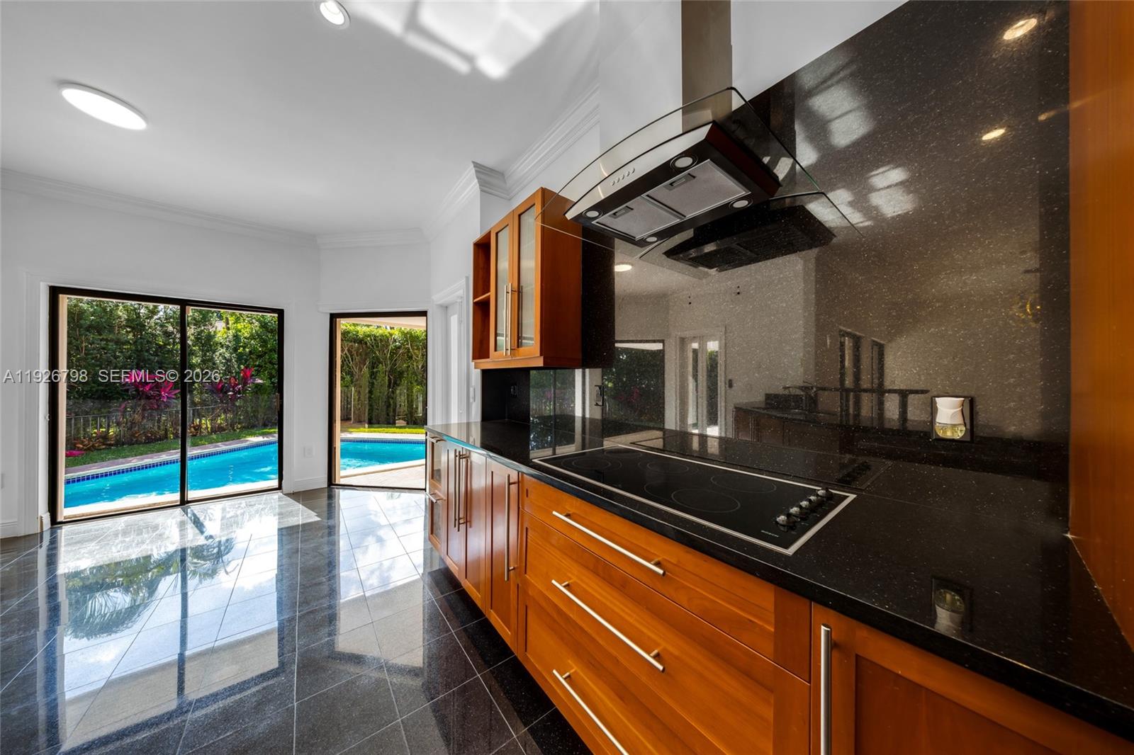 301 Isla Dorada Blvd Coral Gables, FL 33143