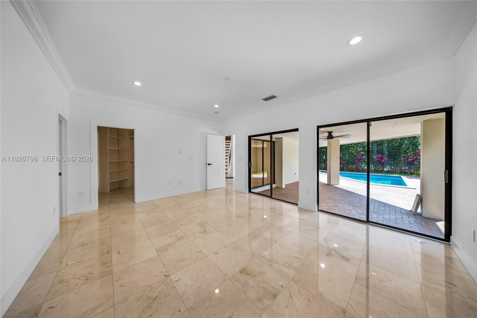 301 Isla Dorada Blvd Coral Gables, FL 33143