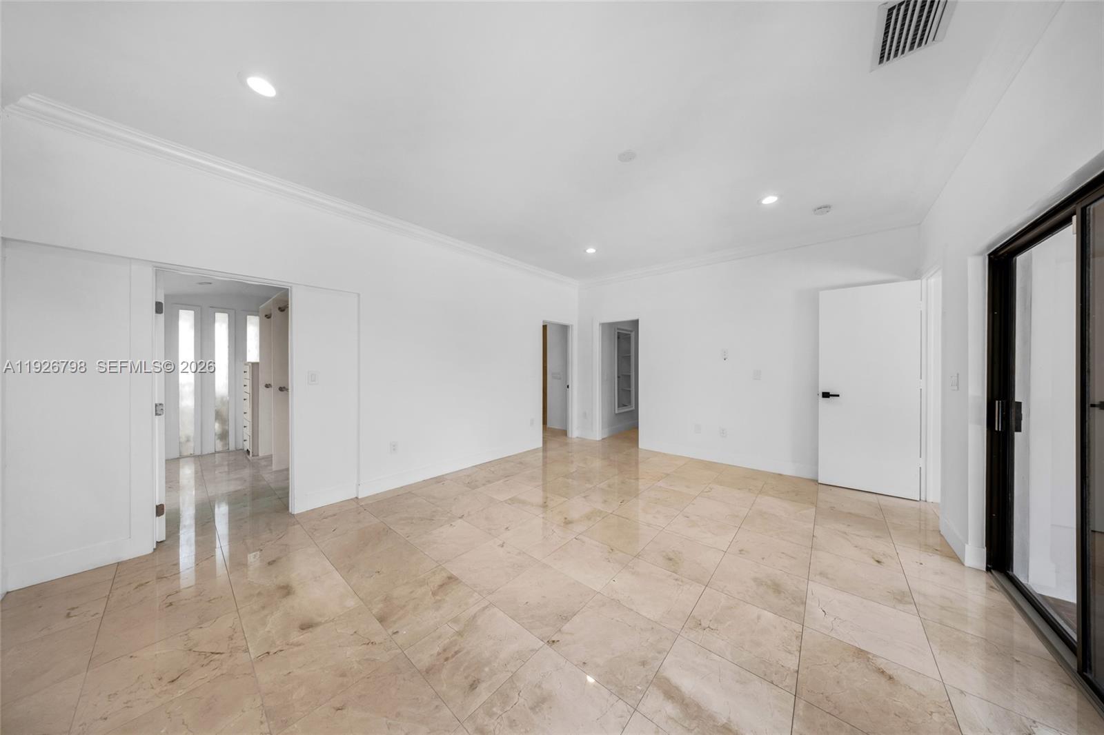 301 Isla Dorada Blvd Coral Gables, FL 33143