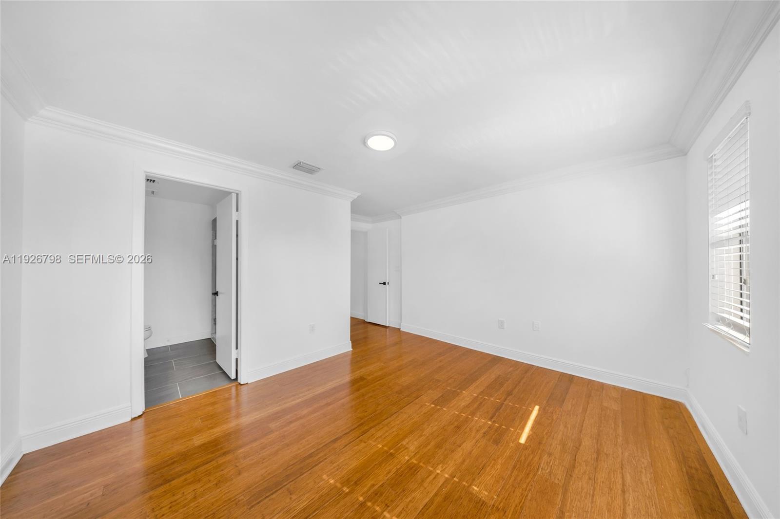 301 Isla Dorada Blvd Coral Gables, FL 33143