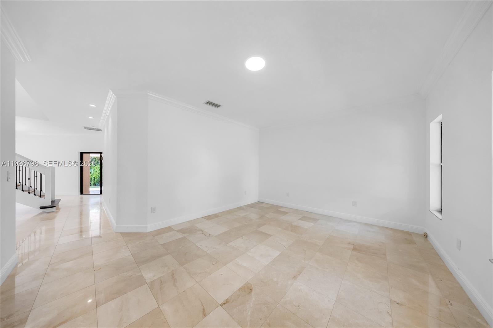 301 Isla Dorada Blvd Coral Gables, FL 33143