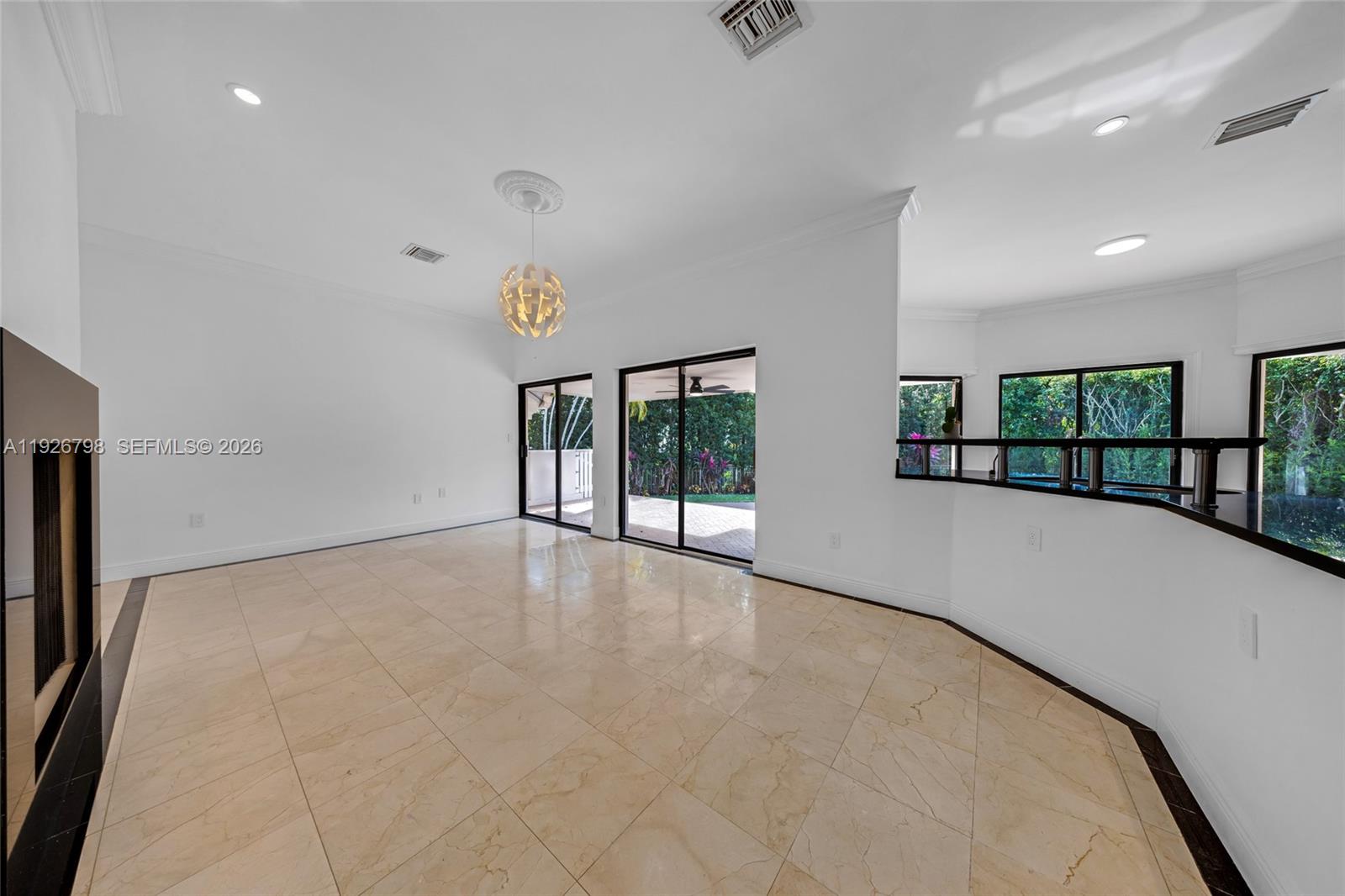 301 Isla Dorada Blvd Coral Gables, FL 33143