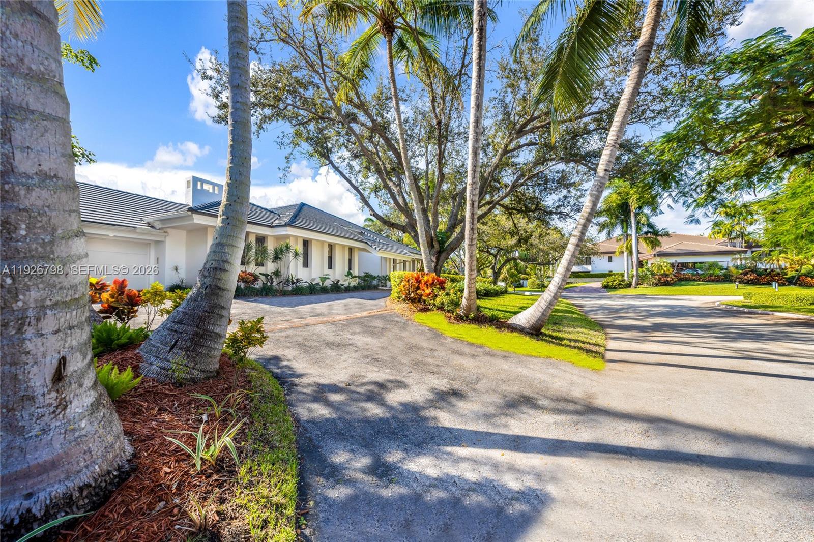 301 Isla Dorada Blvd Coral Gables, FL 33143