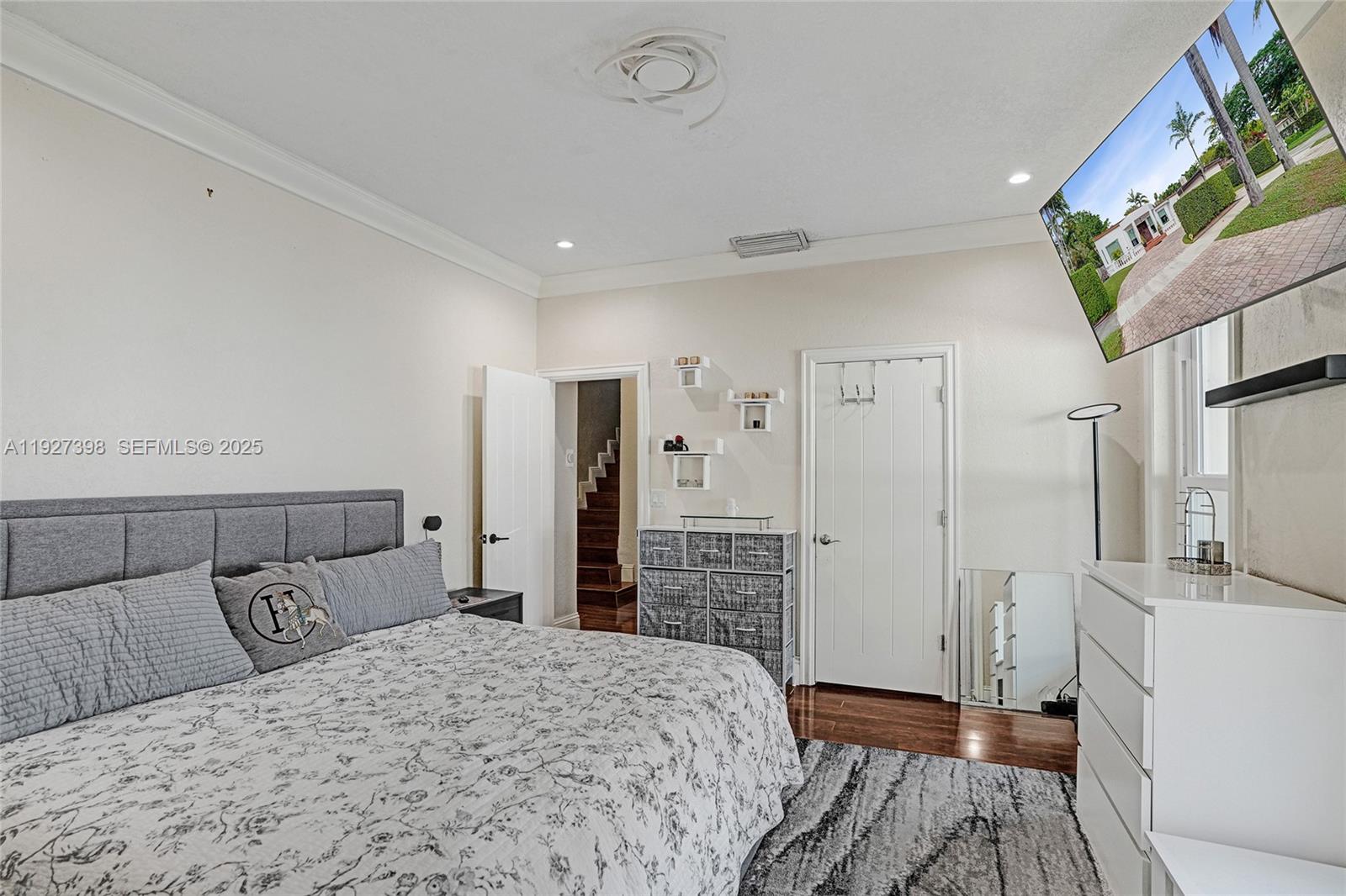 1365 SW 18th St Miami, FL 33145