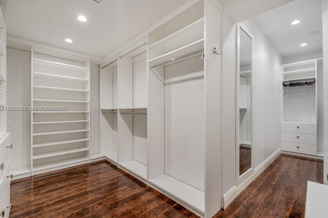 1365 SW 18th St Miami, FL 33145