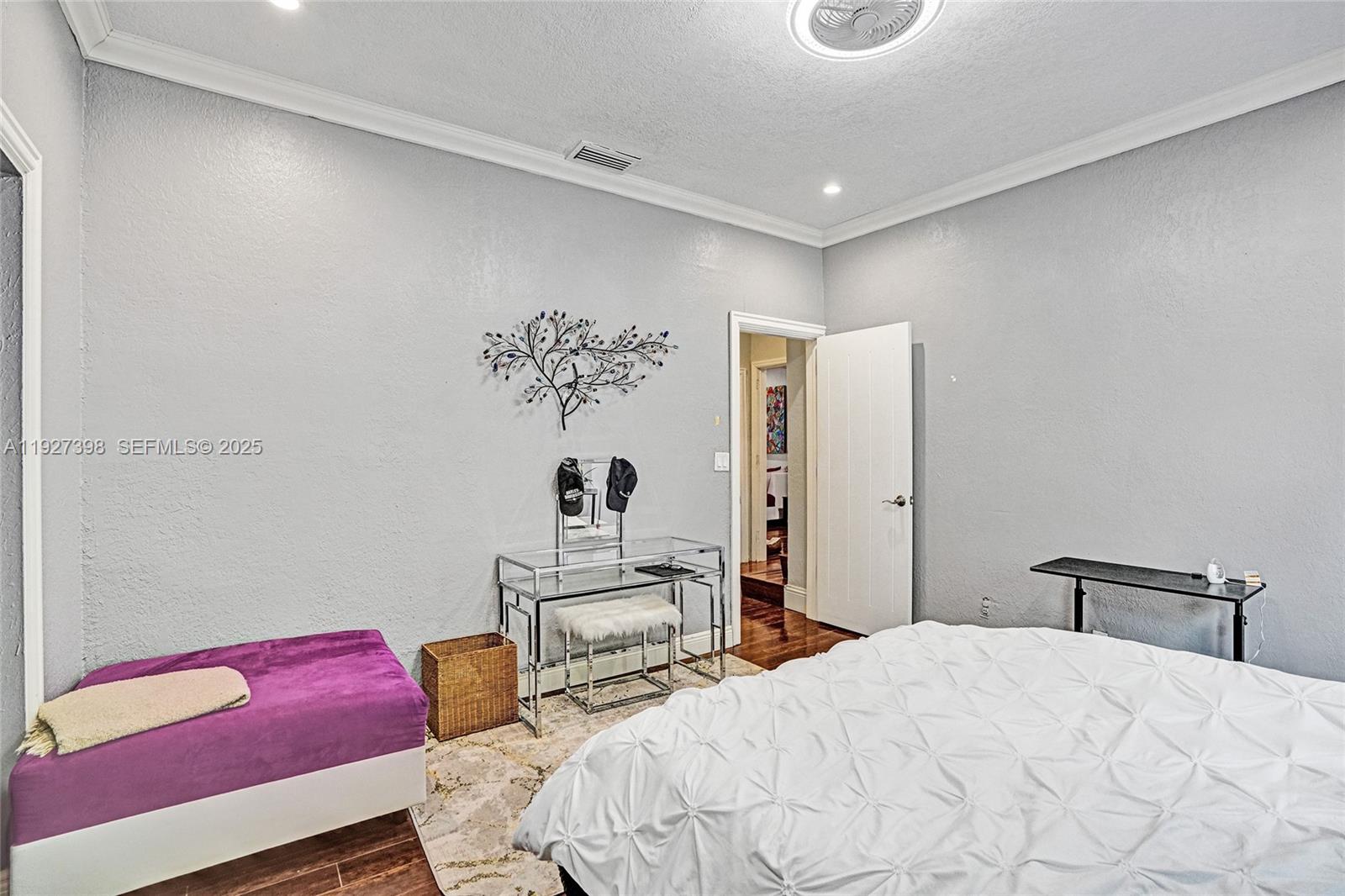 1365 SW 18th St Miami, FL 33145