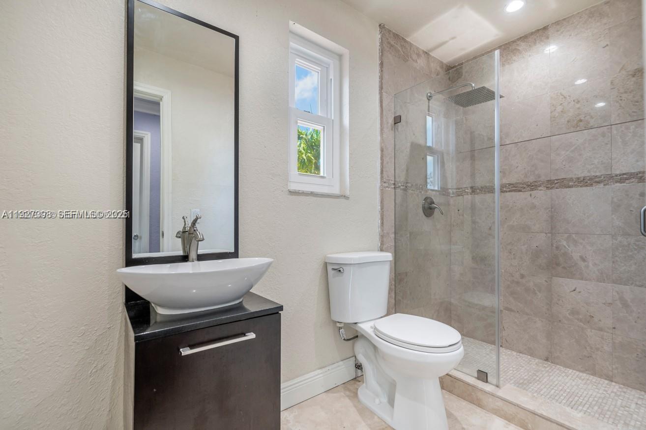 1365 SW 18th St Miami, FL 33145