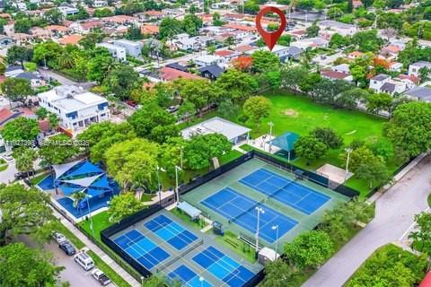 1365 SW 18th St Miami, FL 33145