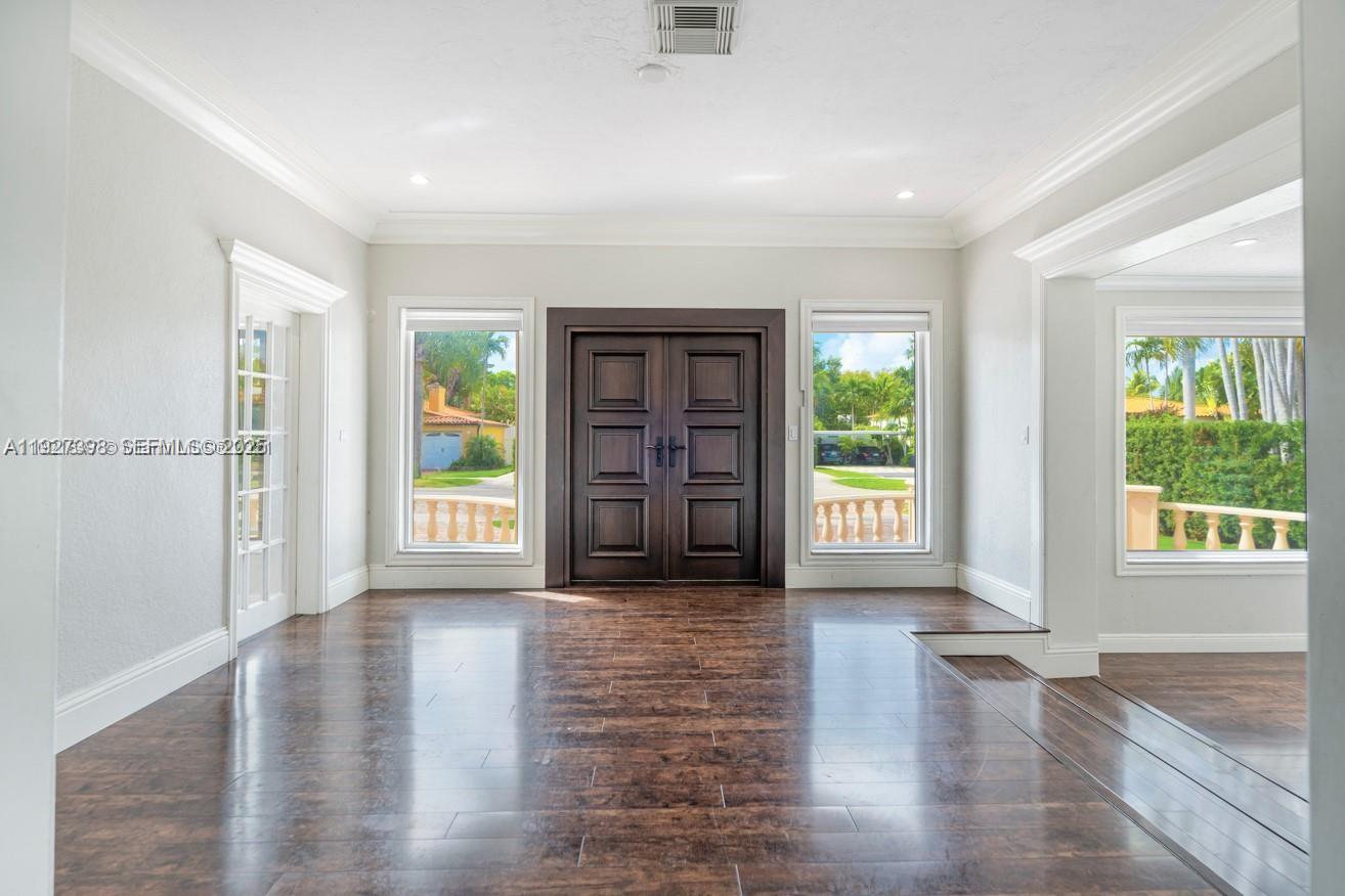 1365 SW 18th St Miami, FL 33145