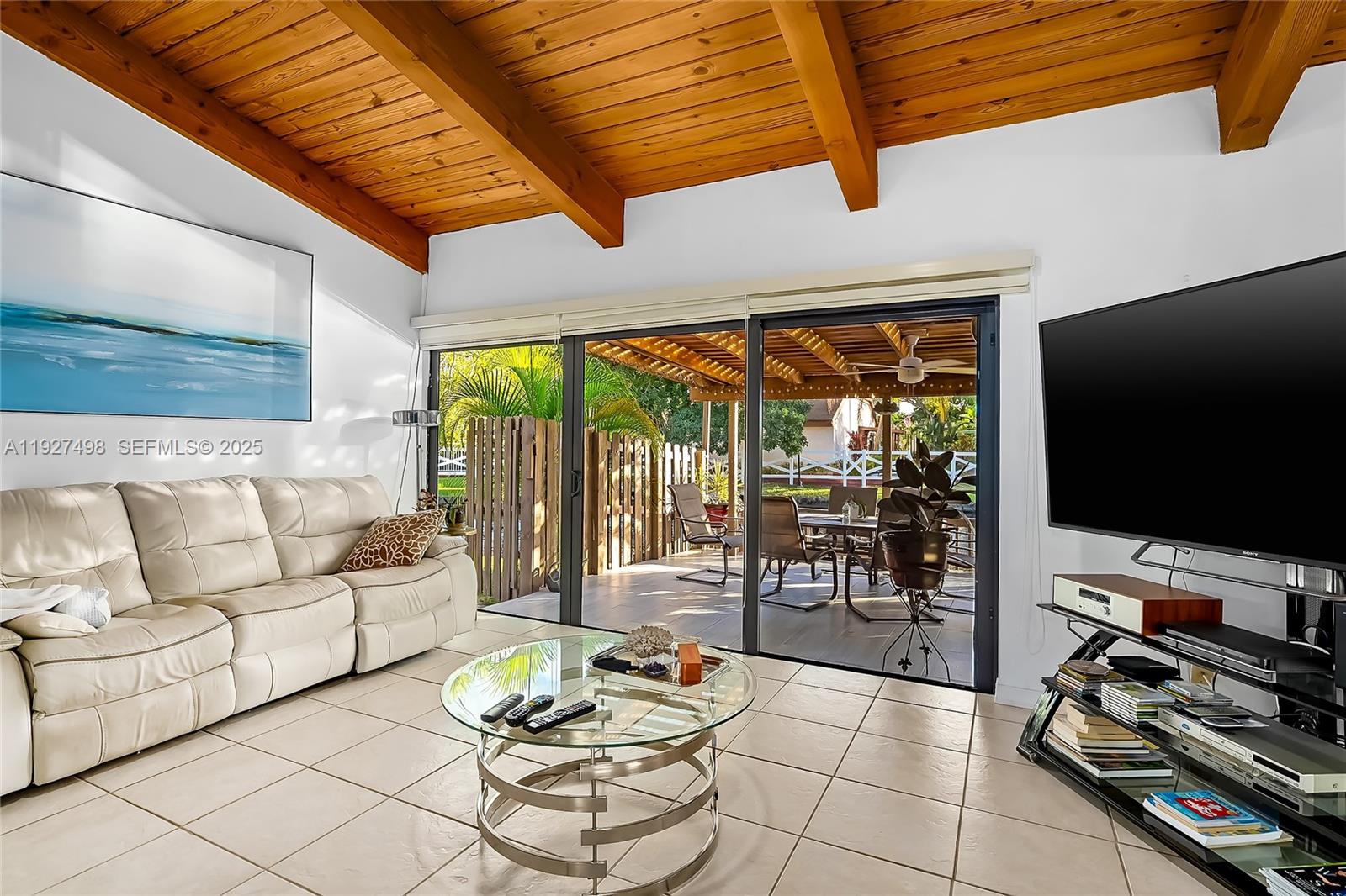 2669 S Parkview Dr Hallandale Beach, FL 33009