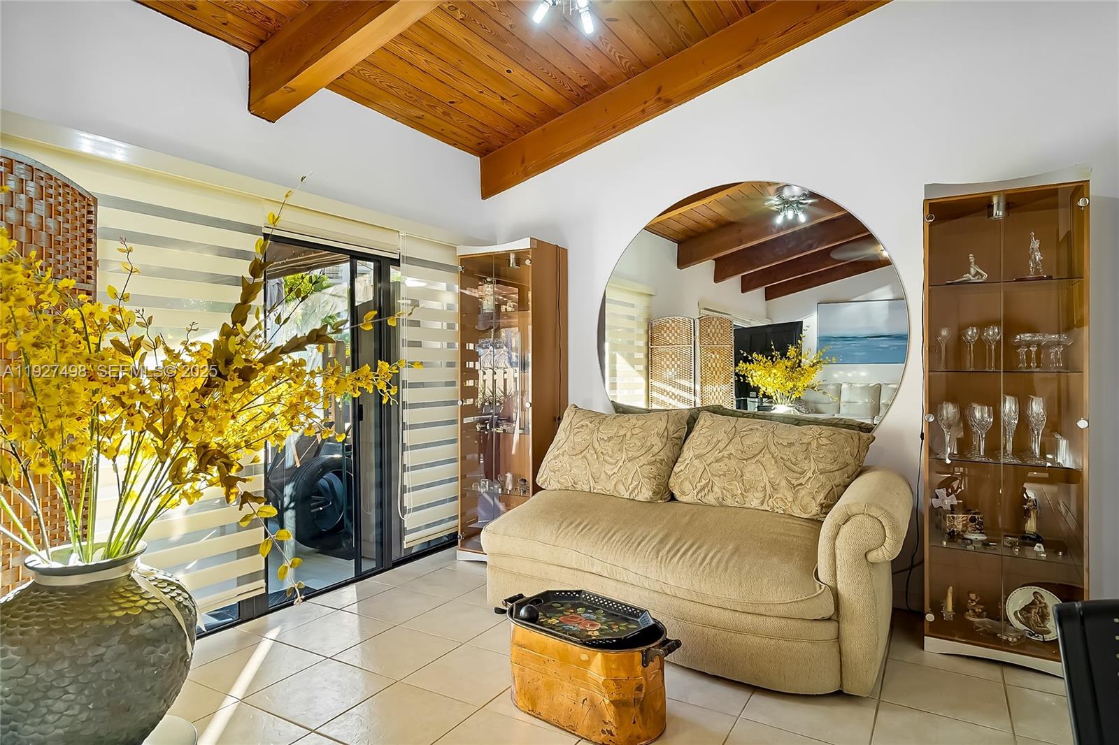 2669 S Parkview Dr Hallandale Beach, FL 33009