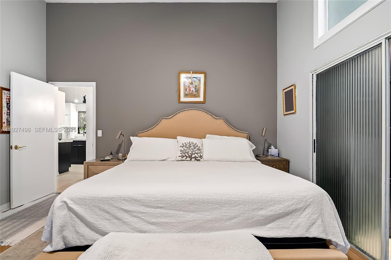 2669 S Parkview Dr Hallandale Beach, FL 33009