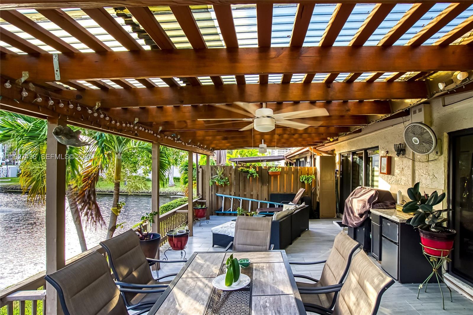 2669 S Parkview Dr Hallandale Beach, FL 33009