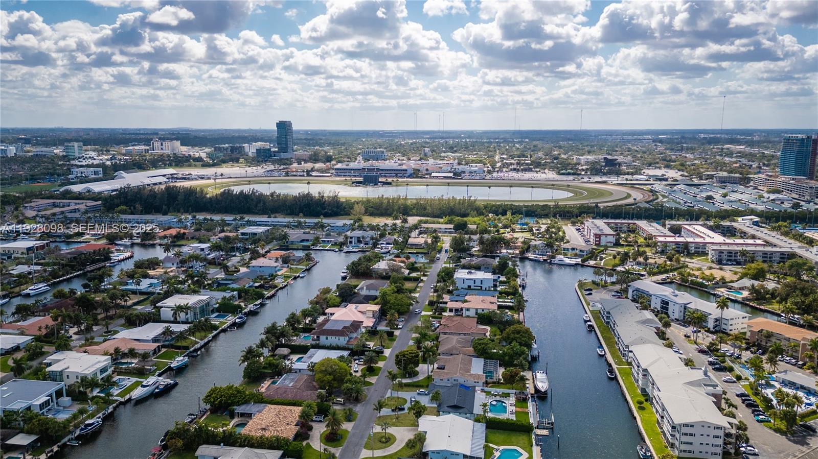 401 Golden Isles Dr #1012