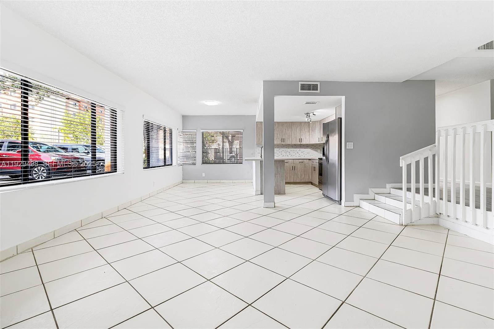 4705 SW 62nd Ave #104 Davie, FL 33314