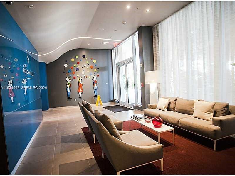 image Beachwalk Condominium7