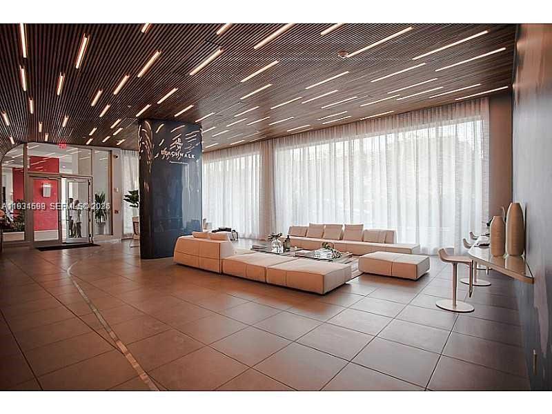 image Beachwalk Condominium8