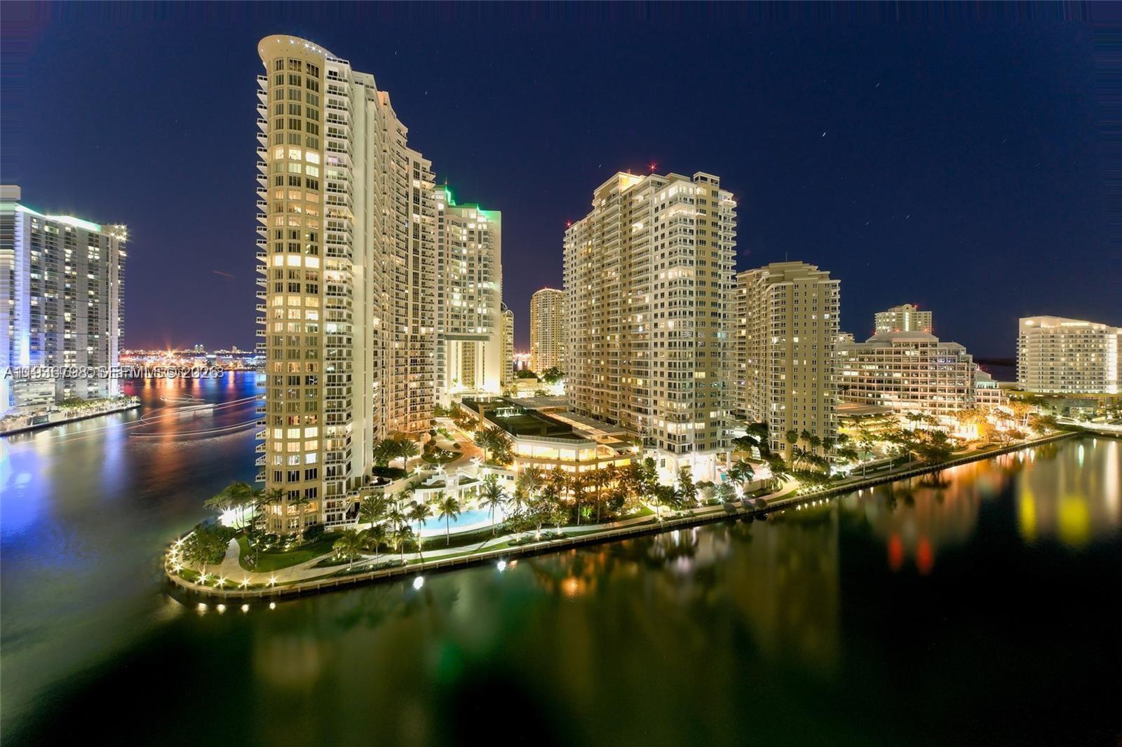 image Courts Brickell Key25