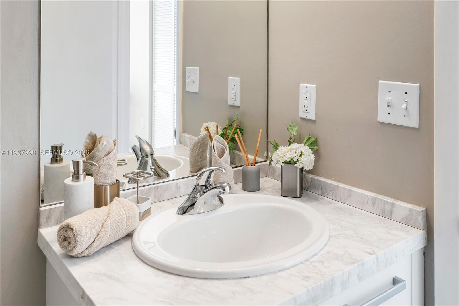 image Vizcayne Condominium39