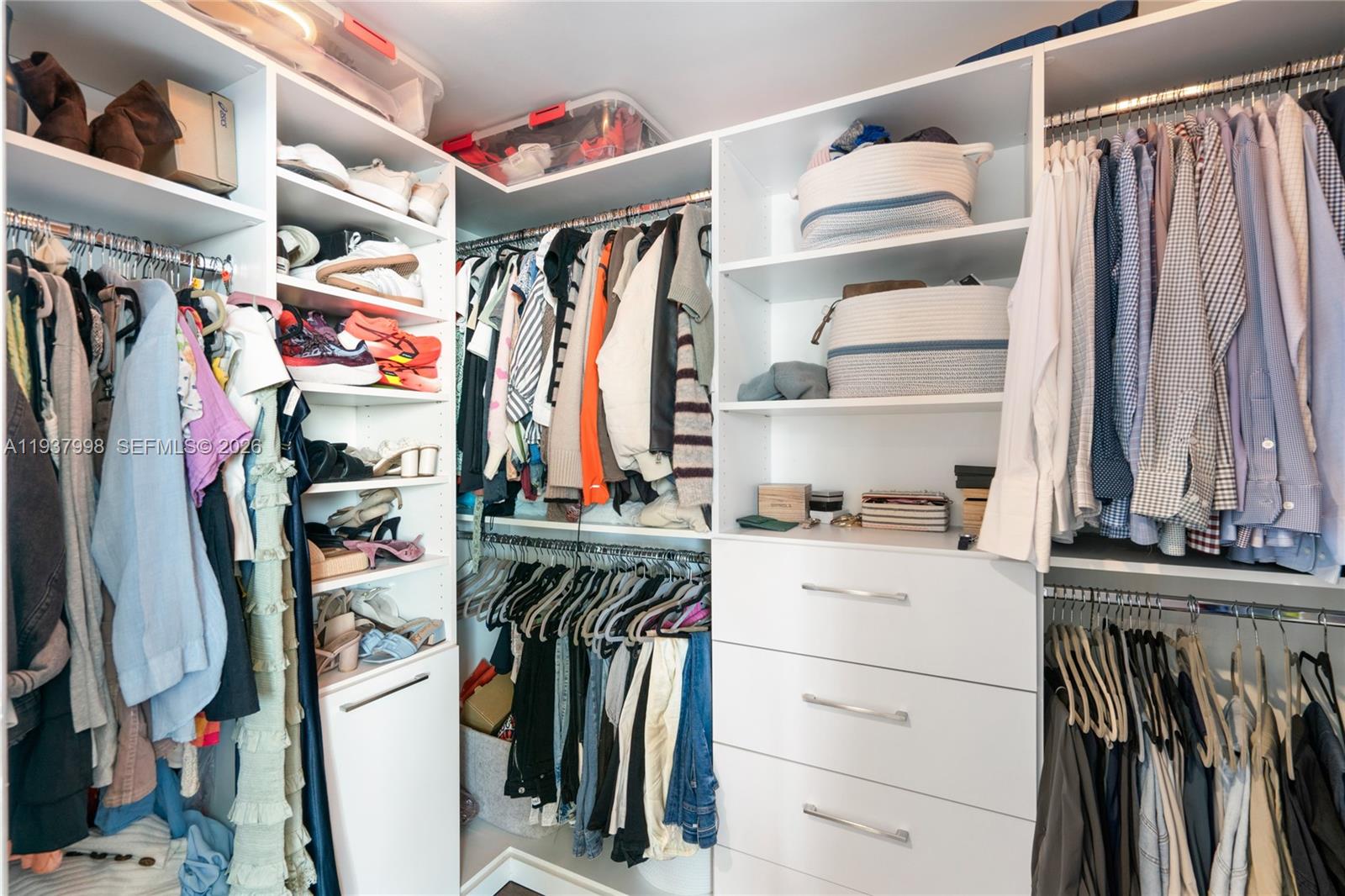 image Vizcayne Condominium45