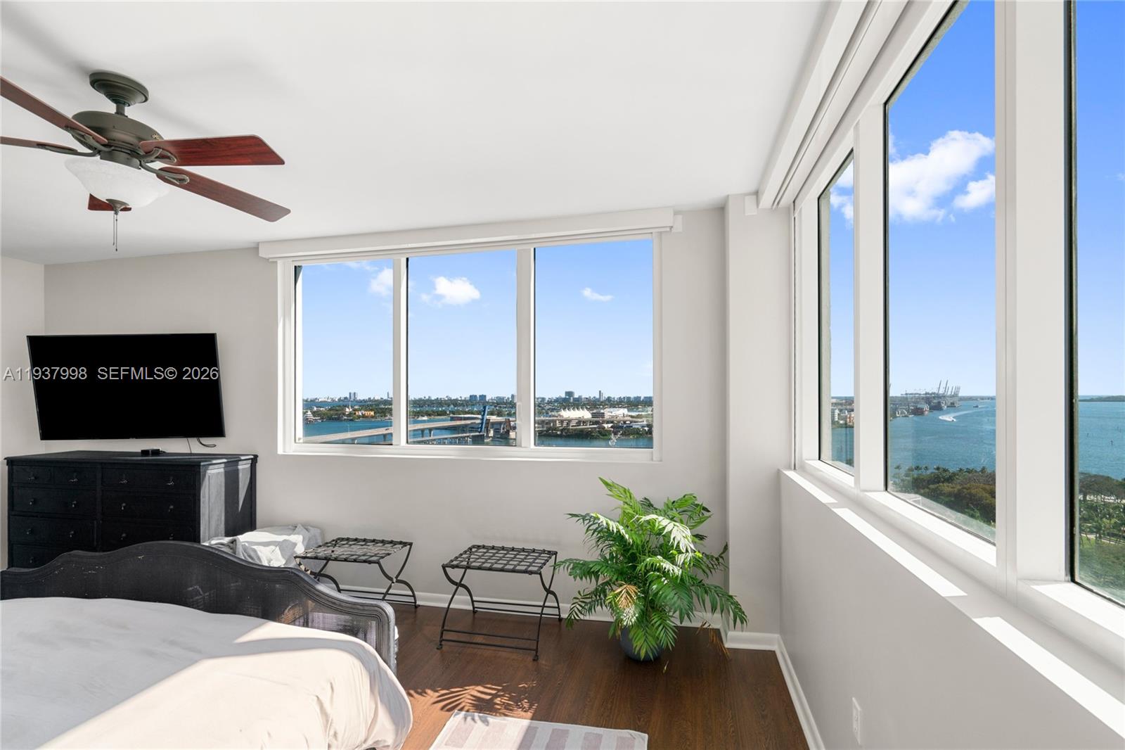 image Vizcayne Condominium51