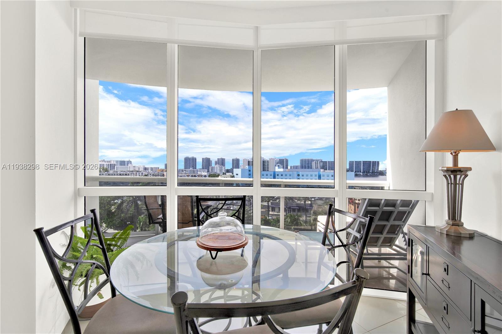 image Trump Royale10