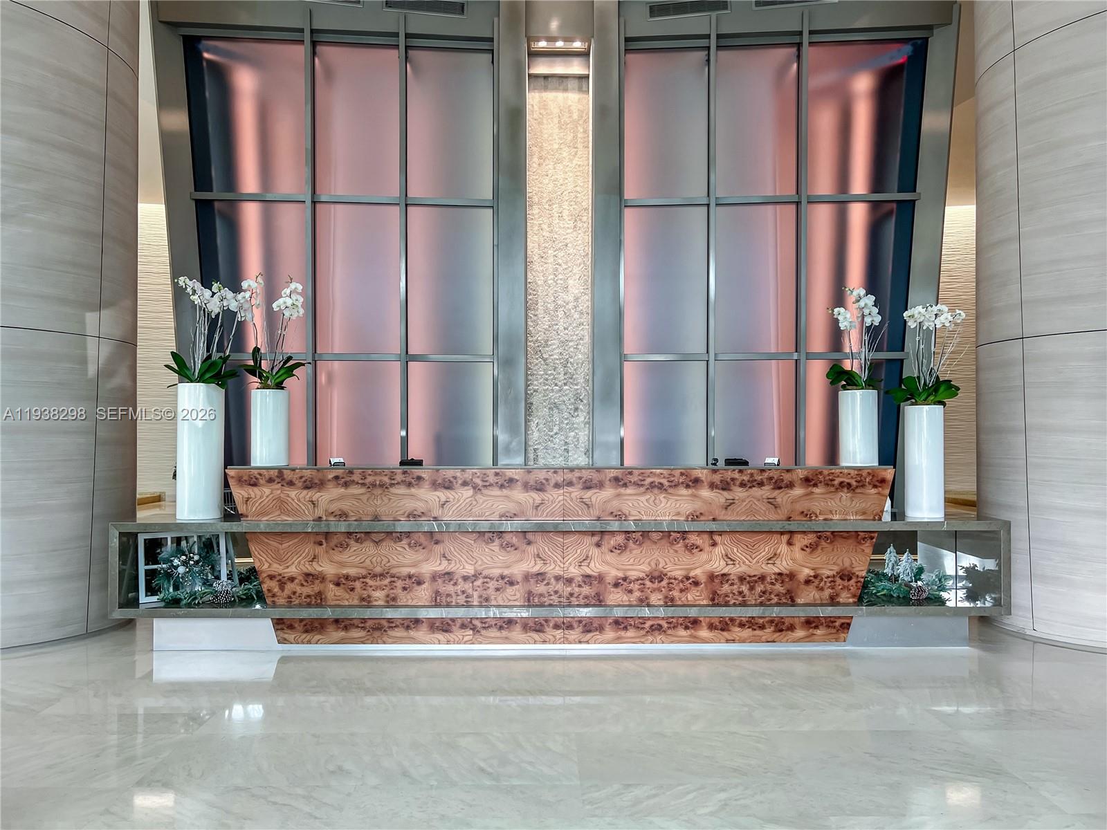 image Trump Royale29