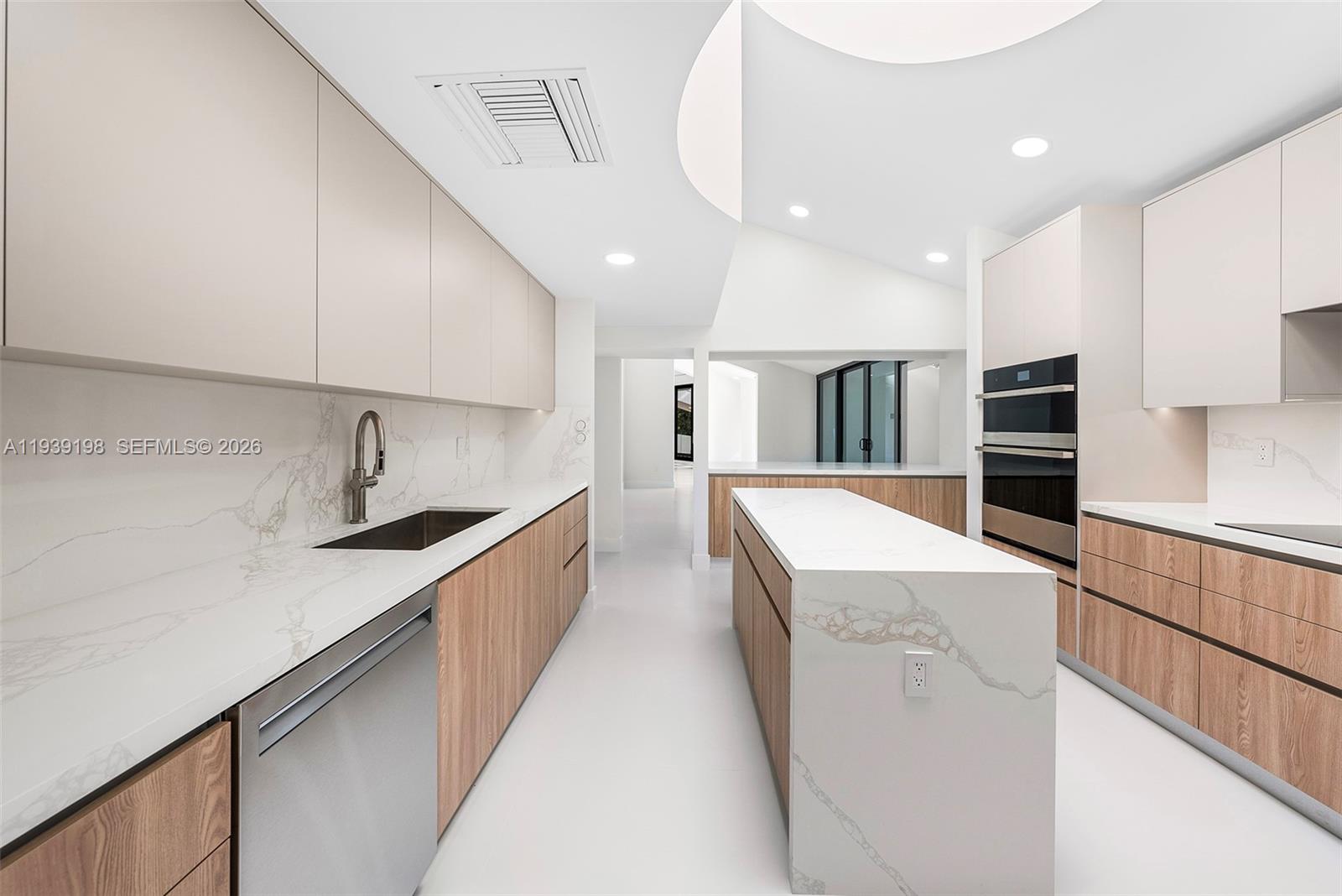 7540 Los Pinos Blvd Coral Gables, FL 33143