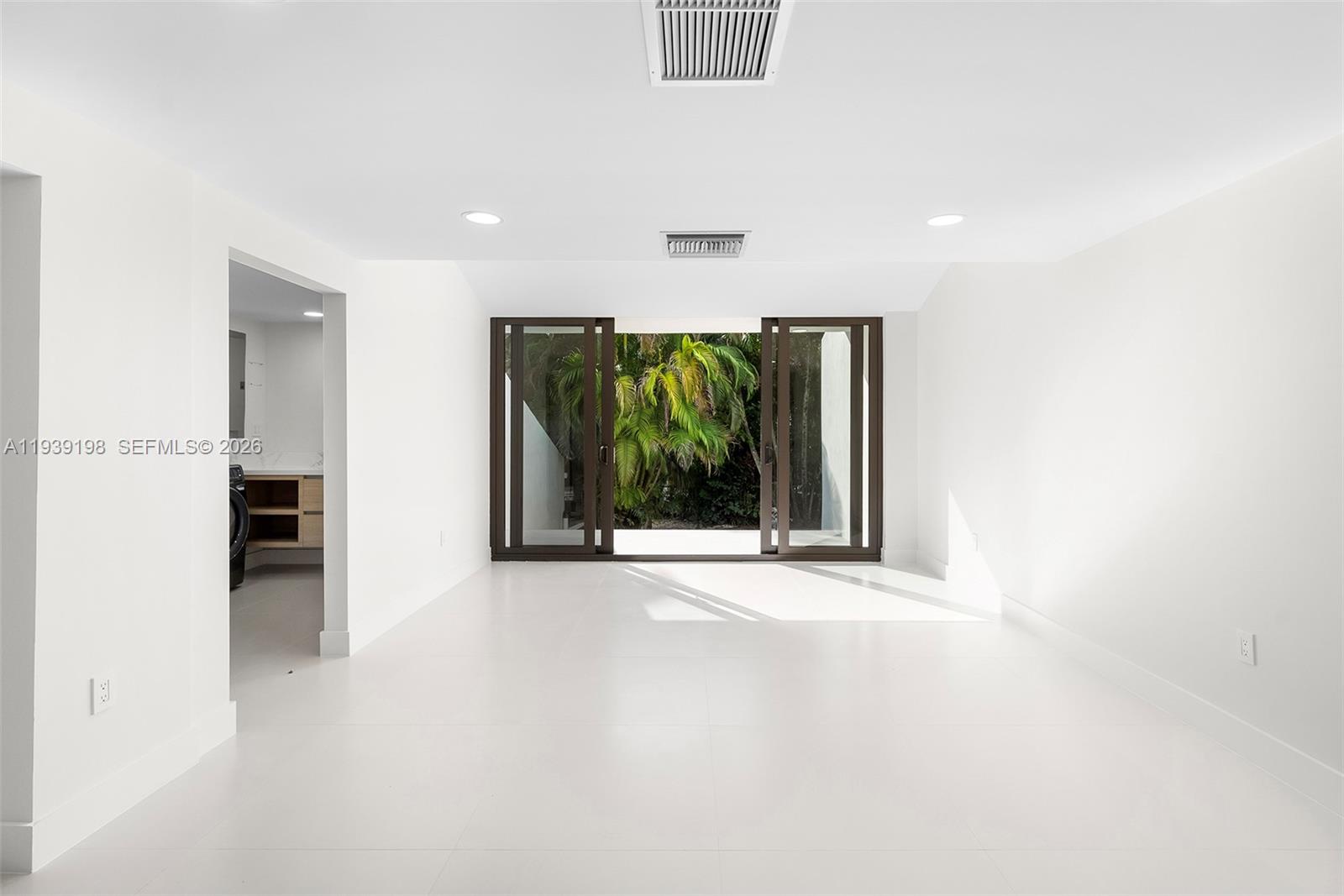 7540 Los Pinos Blvd Coral Gables, FL 33143