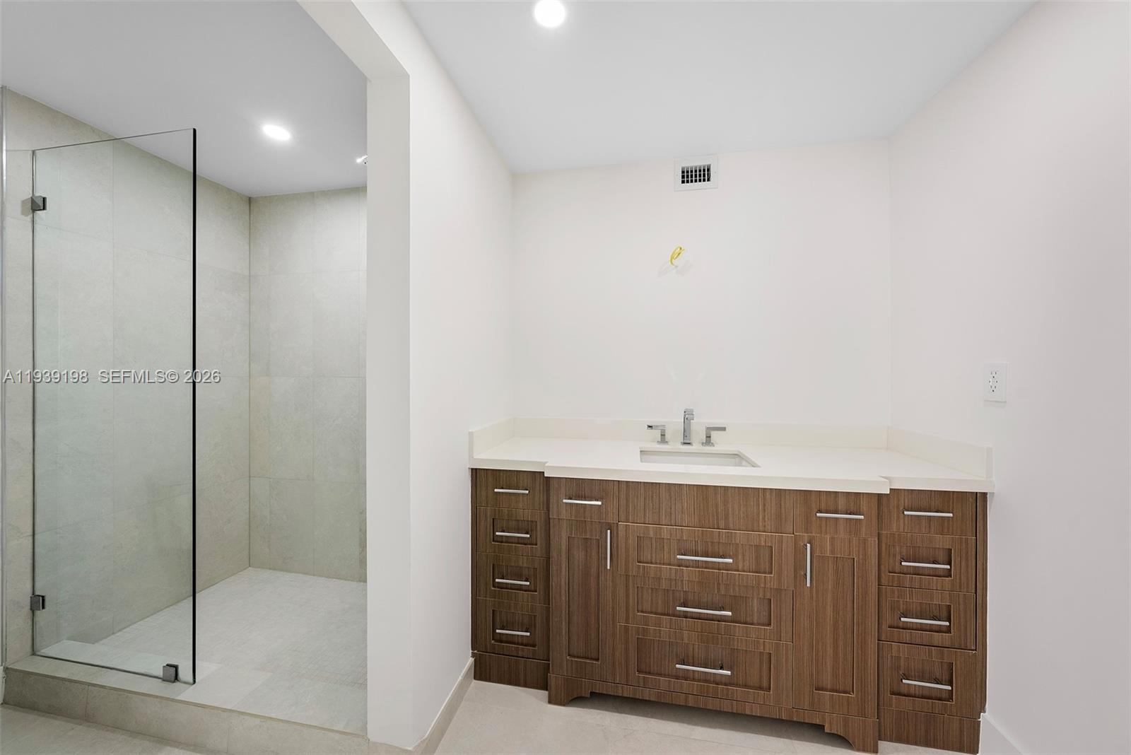 7540 Los Pinos Blvd Coral Gables, FL 33143