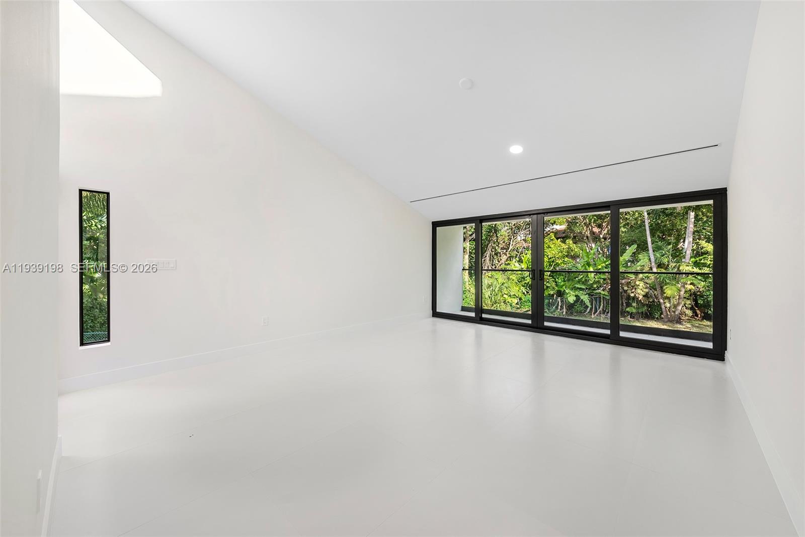 7540 Los Pinos Blvd Coral Gables, FL 33143