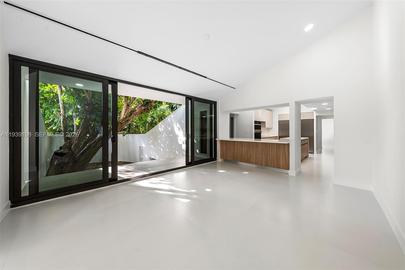 7540 Los Pinos Blvd Coral Gables, FL 33143