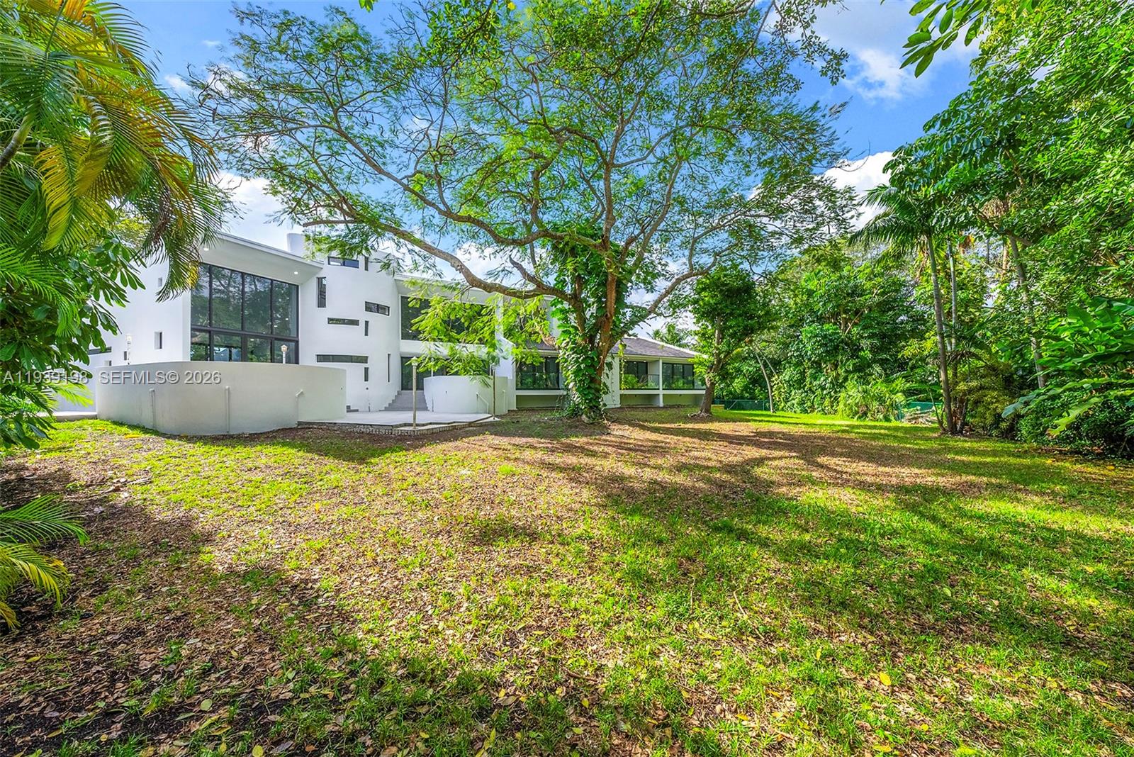 7540 Los Pinos Blvd Coral Gables, FL 33143