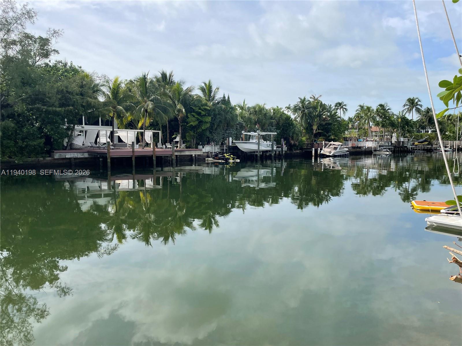 3921 N Meridian Ave #1A Miami Beach, FL 33140