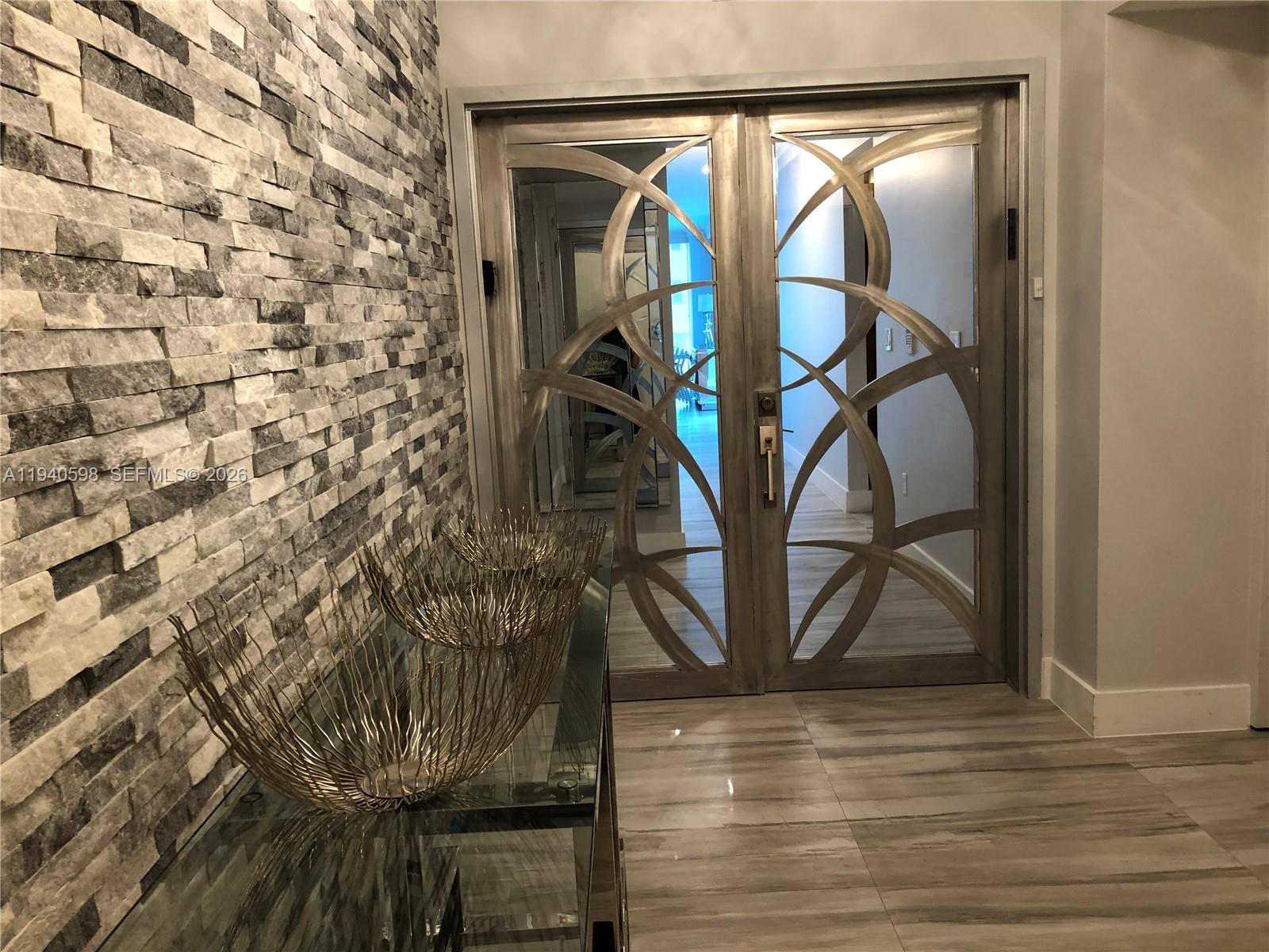 3101 S Ocean Dr #801 Hollywood, FL 33019