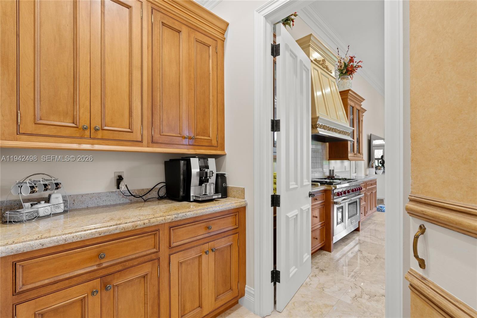 833 Harbour Isle Pl North Palm Beach, FL 33410