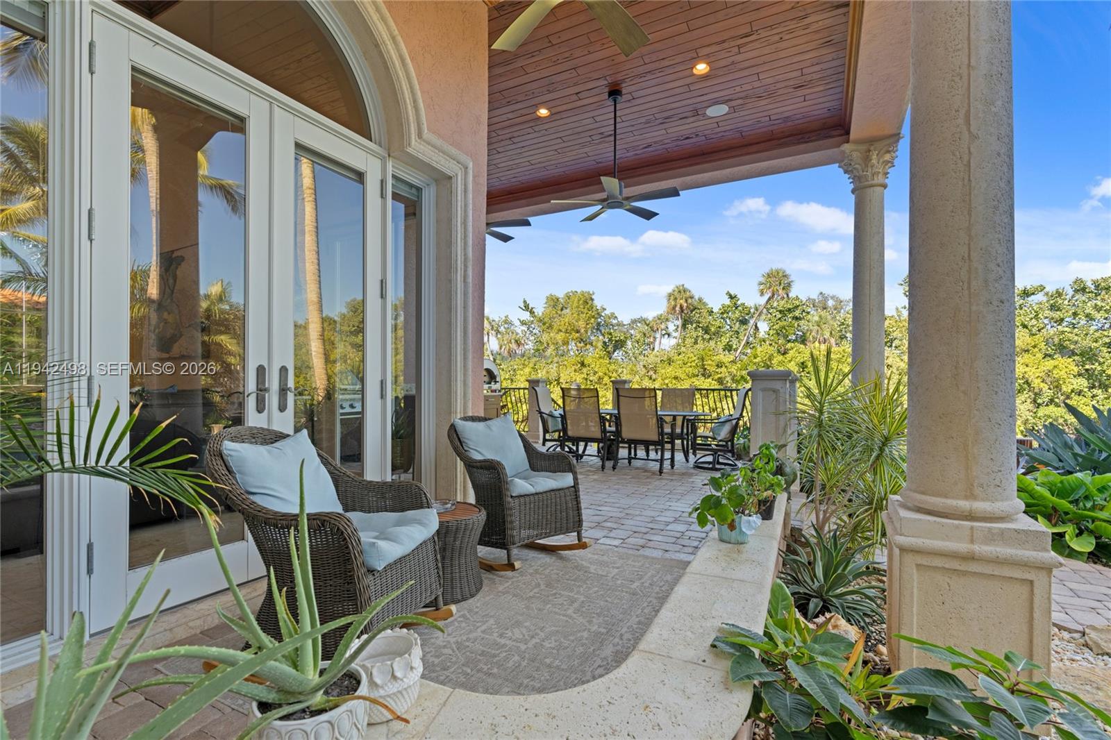 833 Harbour Isle Pl North Palm Beach, FL 33410