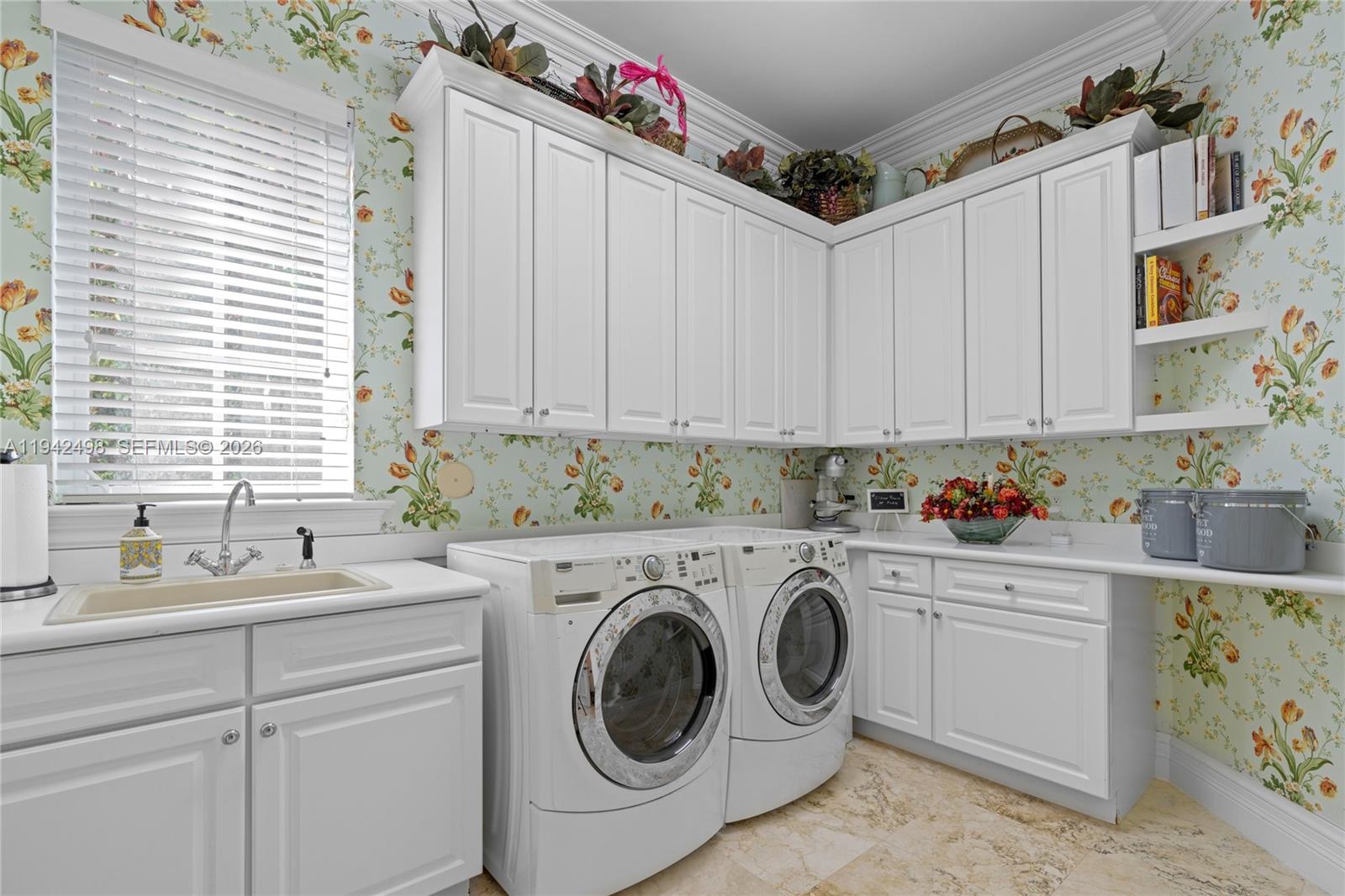 833 Harbour Isle Pl North Palm Beach, FL 33410