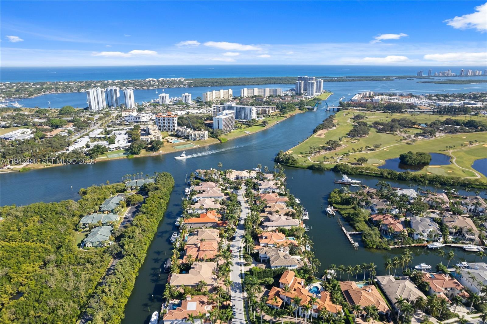 833 Harbour Isle Pl North Palm Beach, FL 33410