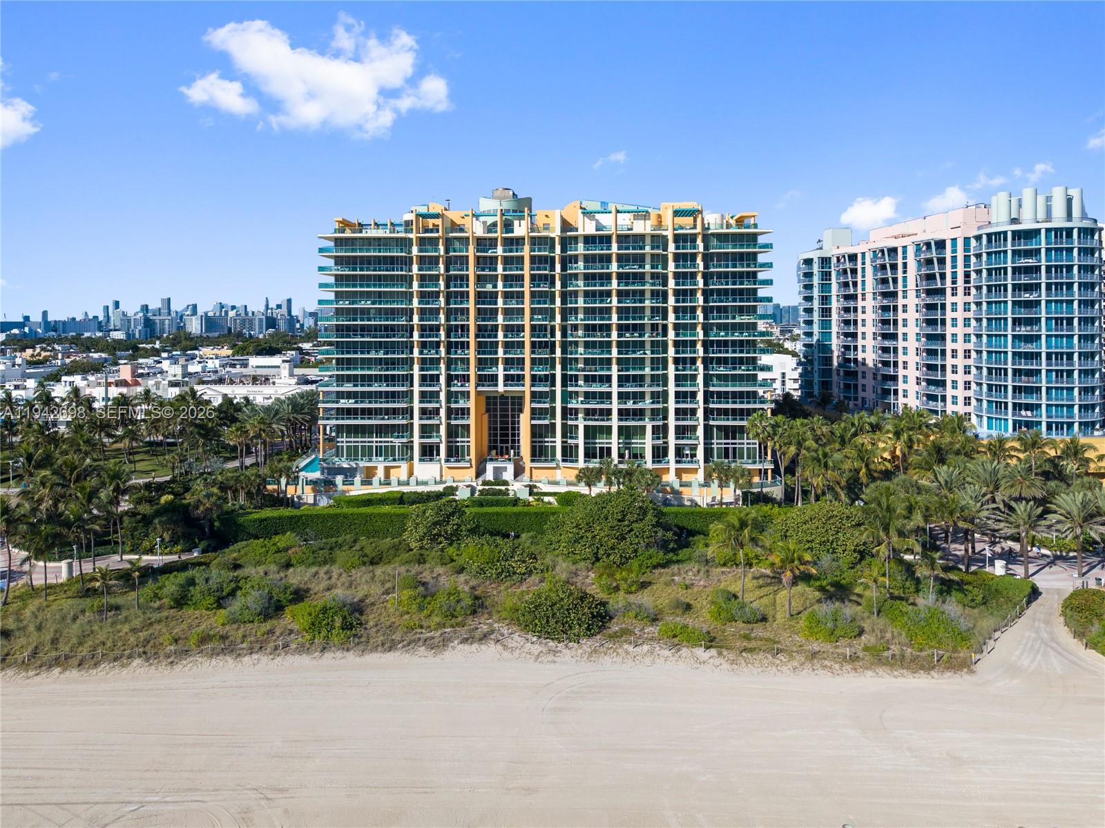 image Il Villaggio On South Bea30